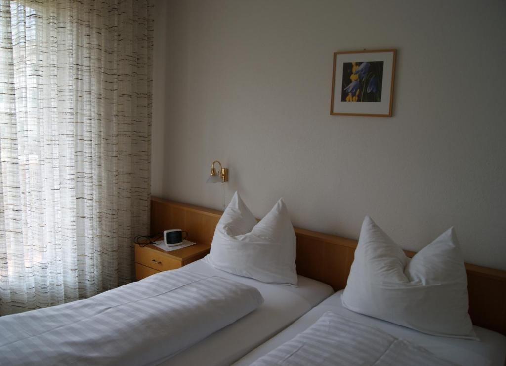 Pension Dietl Laces Habitación foto